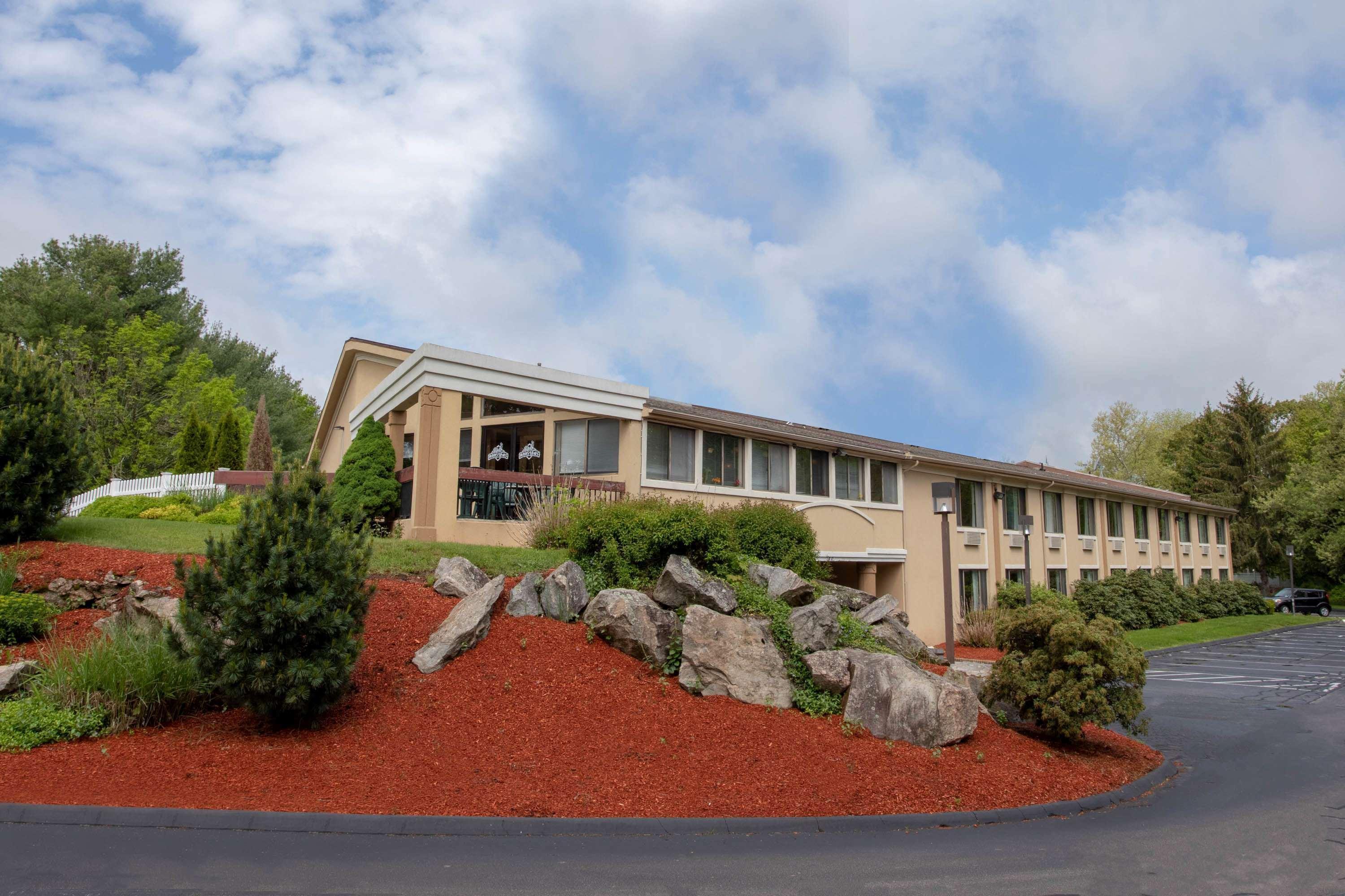 Spark By Hilton Mystic Groton Экстерьер фото